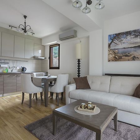 Apartments Lora Jadranskij Put Budva Bagian luar foto