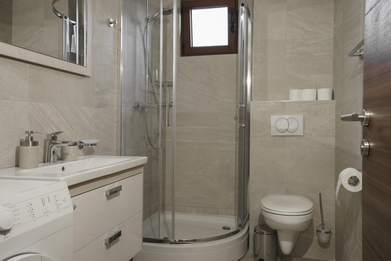Apartments Lora Jadranskij Put Budva Bagian luar foto