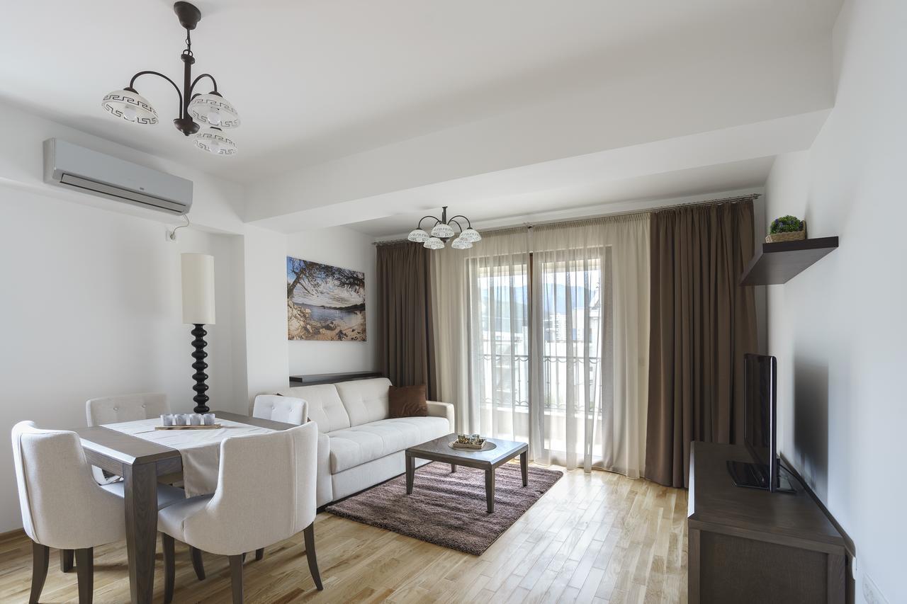 Apartments Lora Jadranskij Put Budva Bagian luar foto
